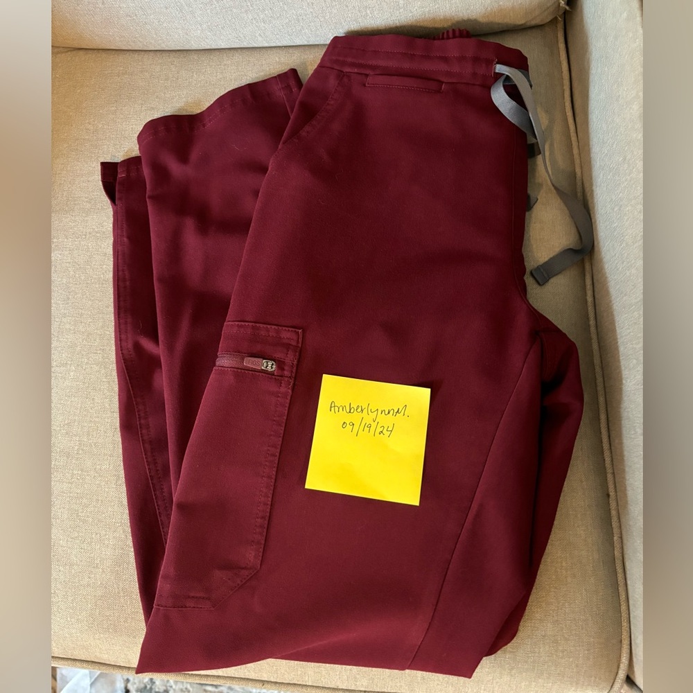 Yola skinny scrub pants